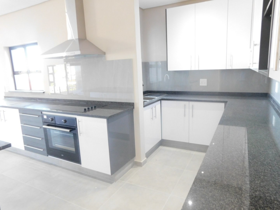 3 Bedroom Property for Sale in Mountainside Western Cape